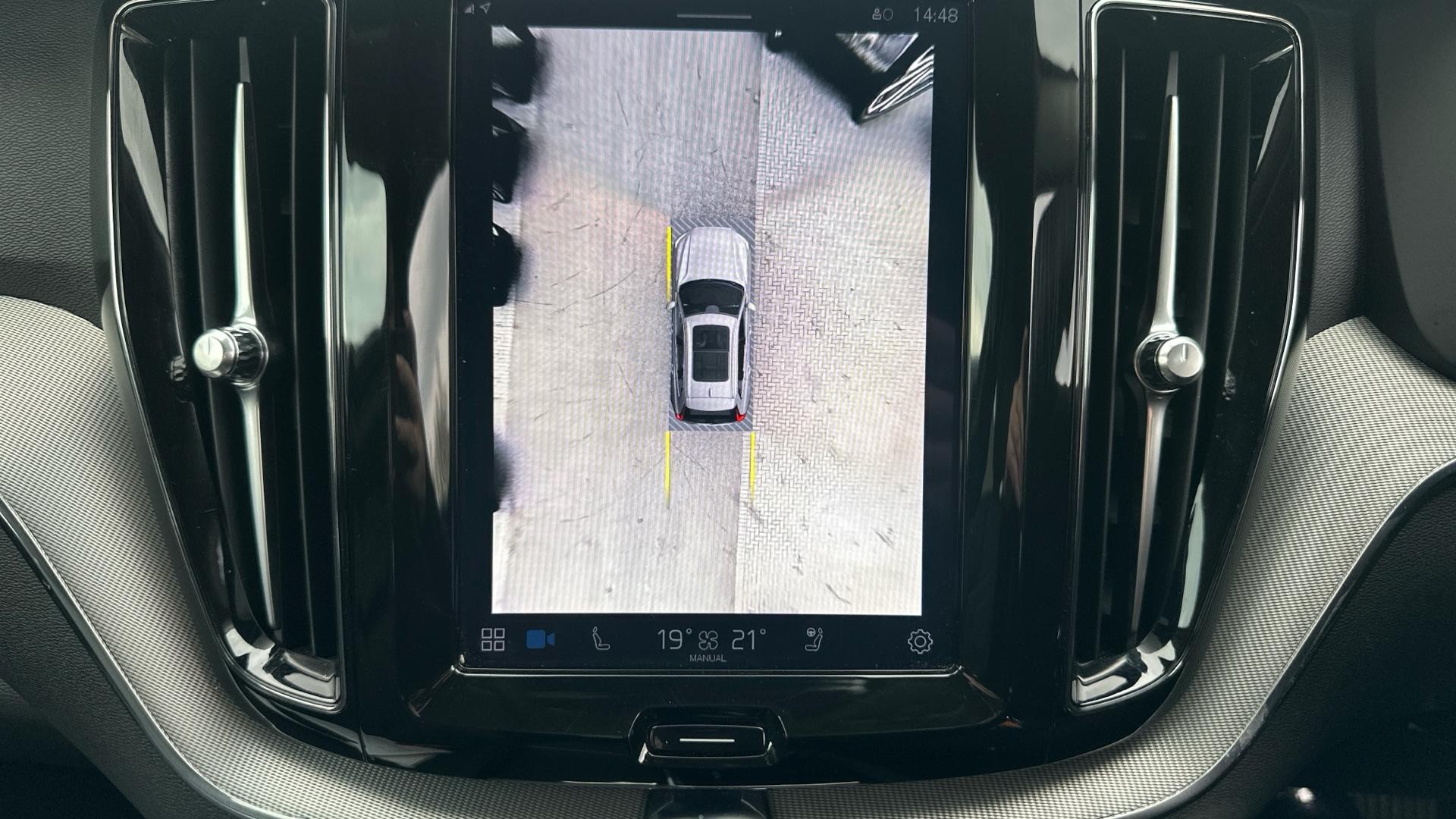 Volvo XC60 Image 30
