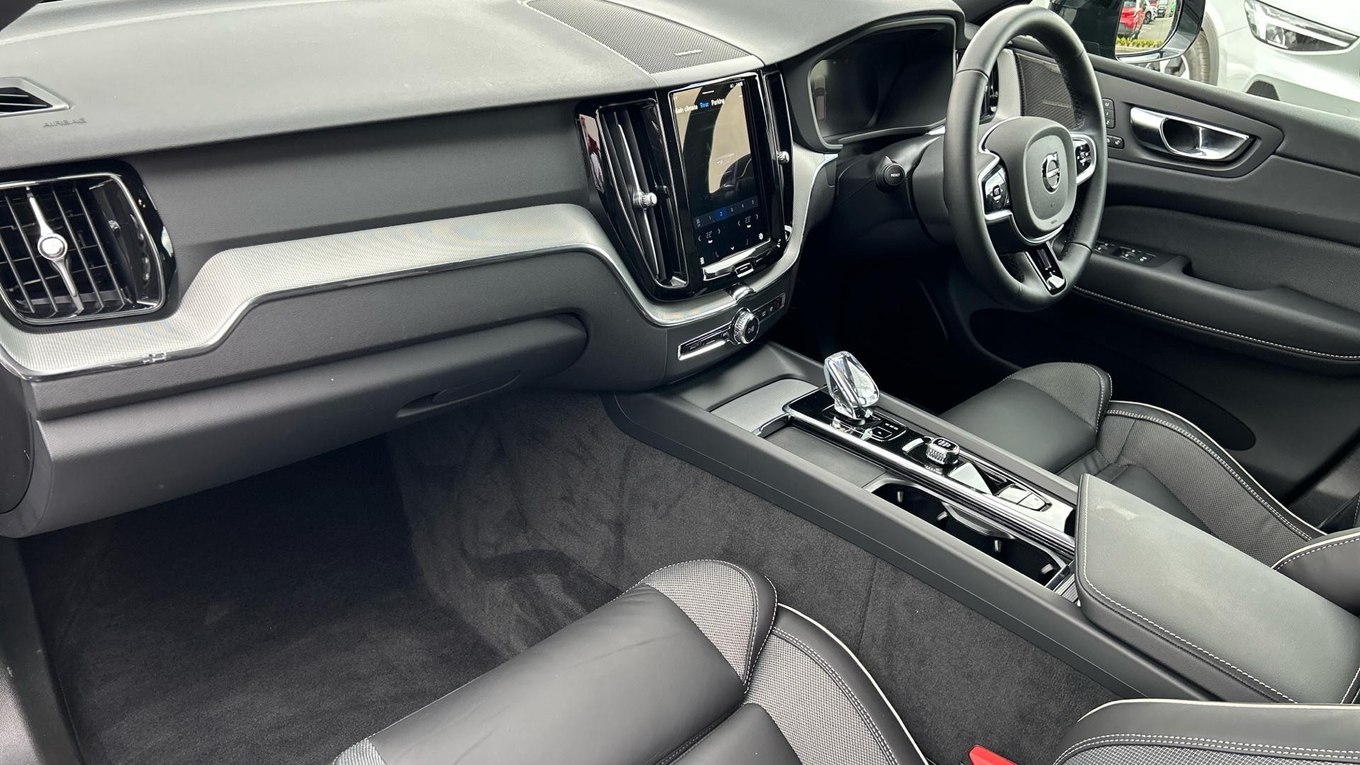 Volvo XC60 Image 4