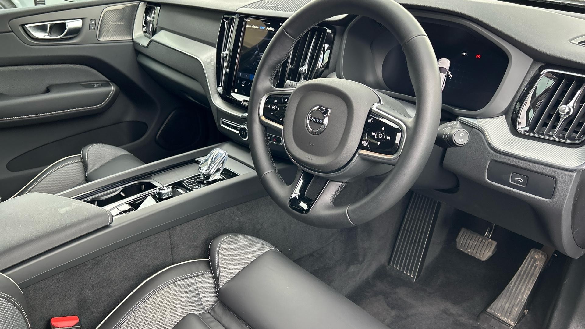 Volvo XC60 Image 5