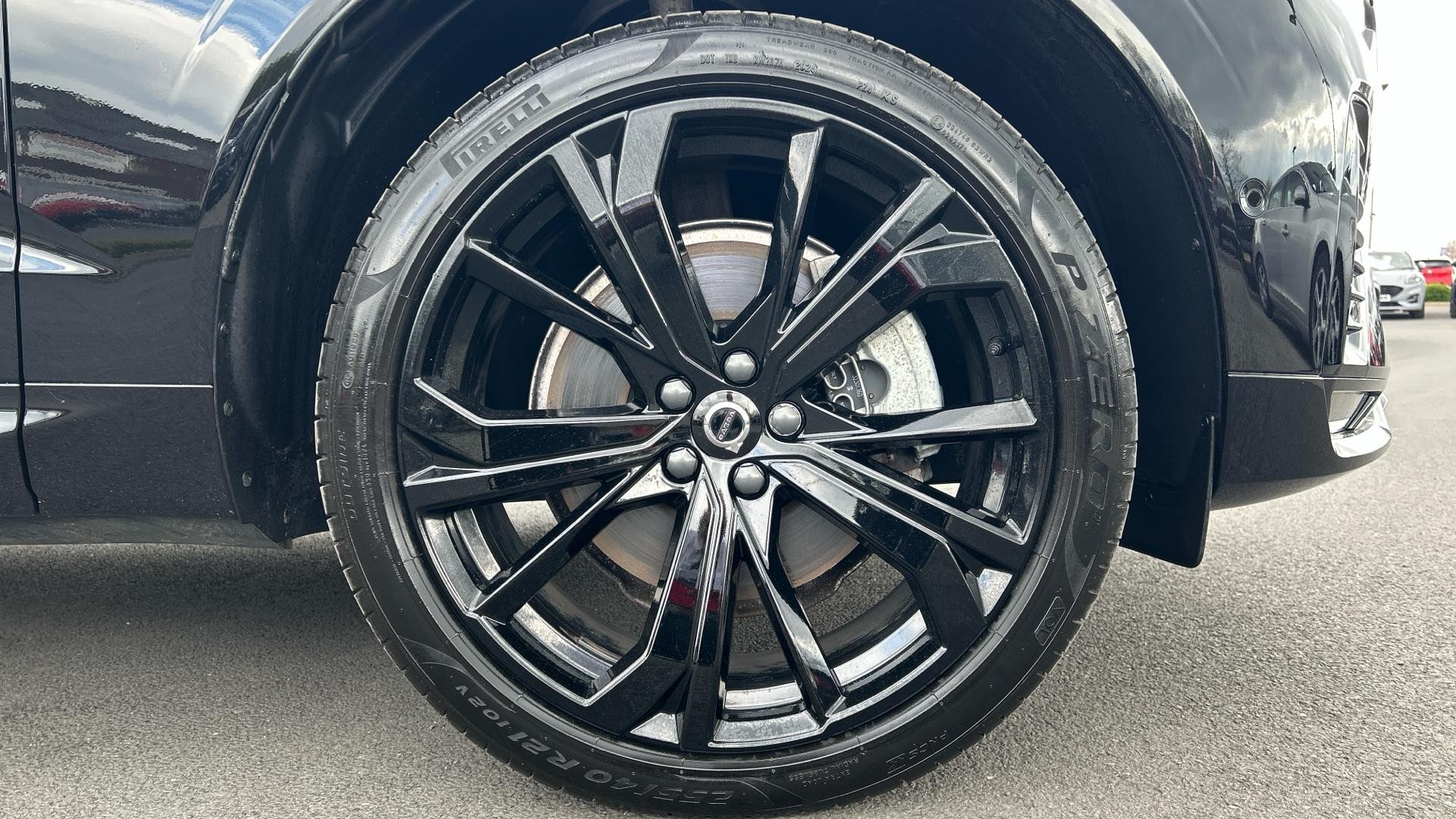 Volvo XC60 Image 16