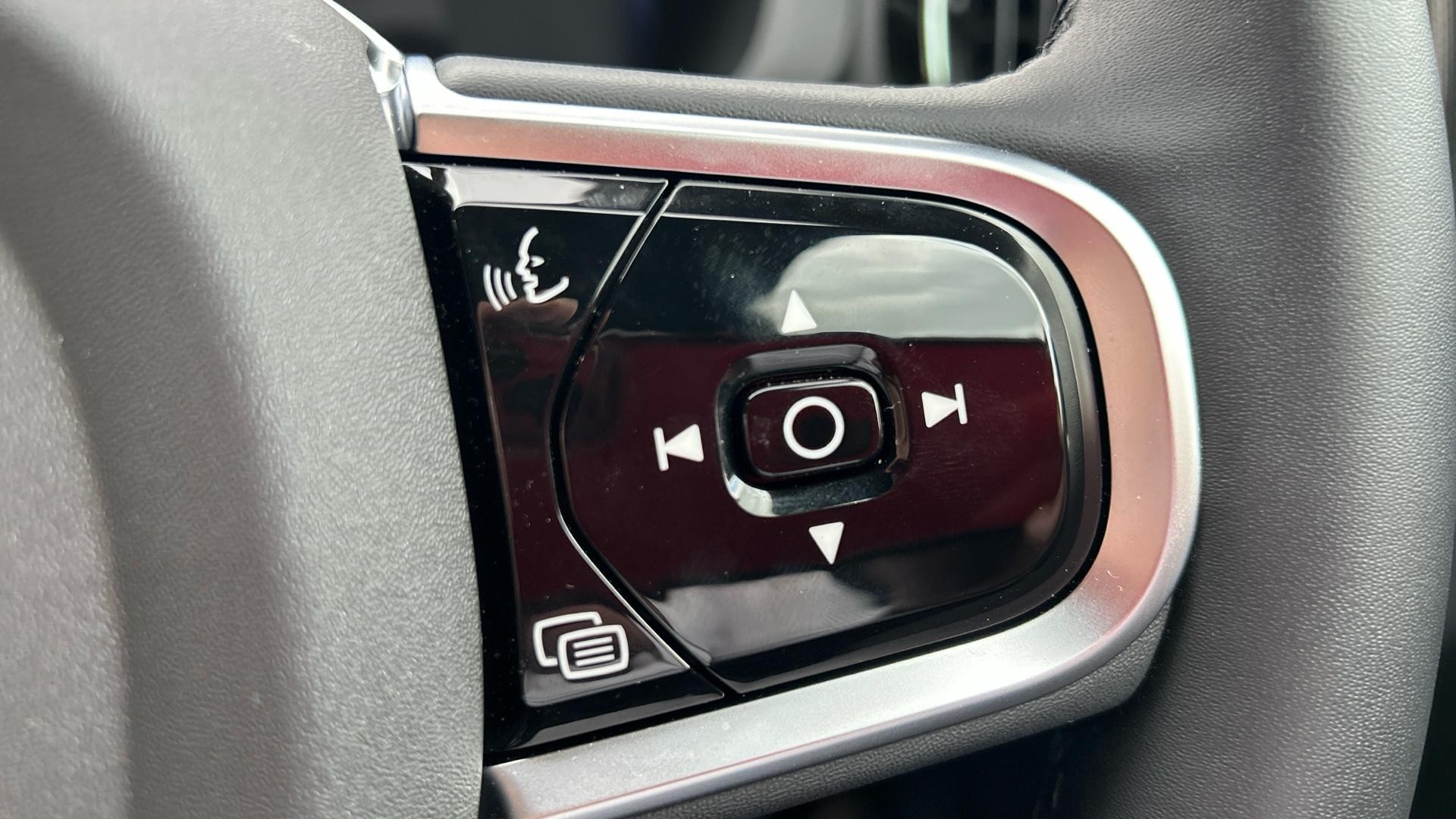 Volvo XC60 Image 19