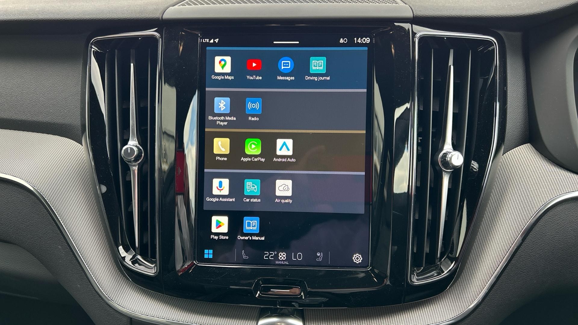 Volvo XC60 Image 21