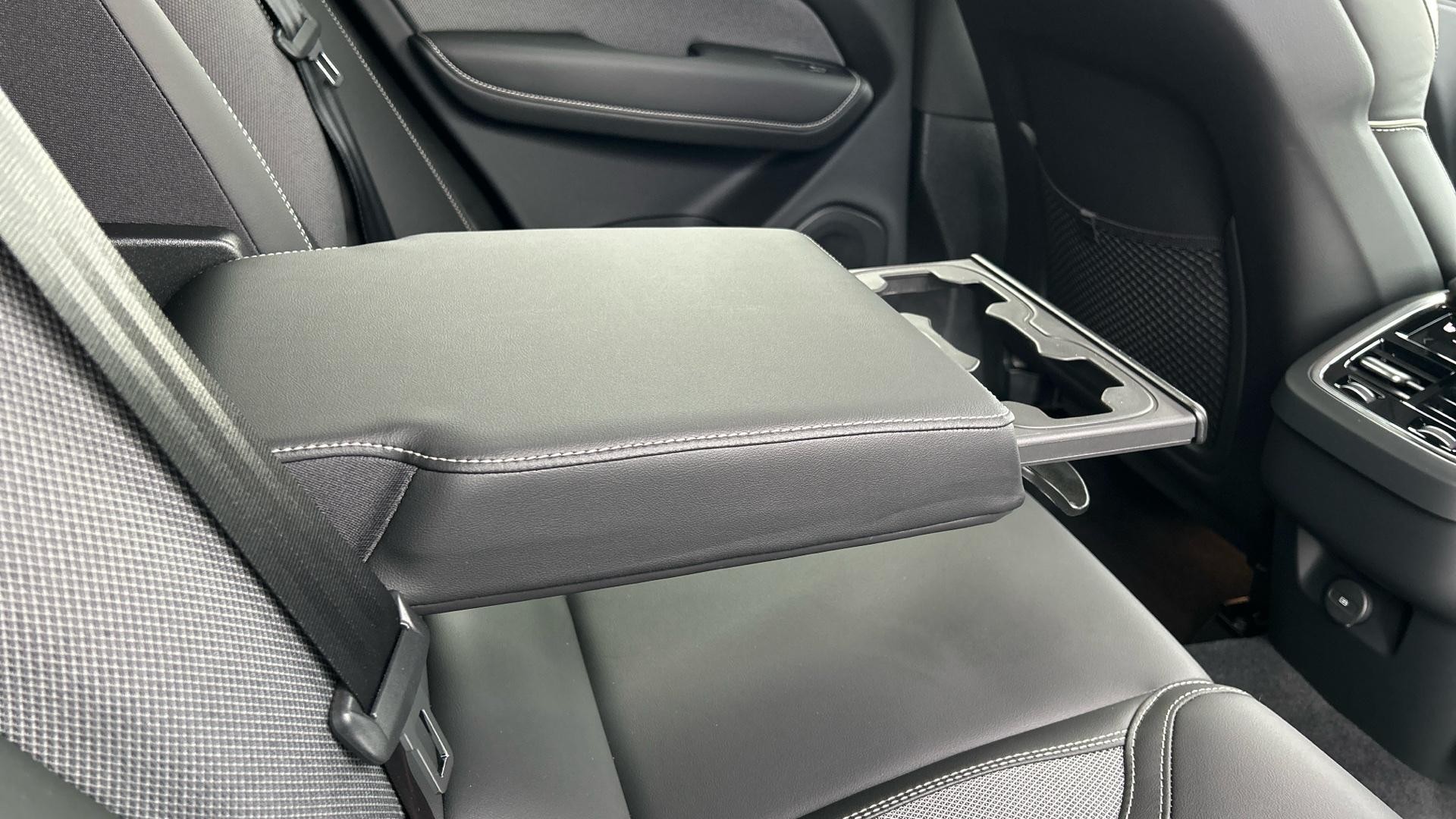 Volvo XC60 Image 26