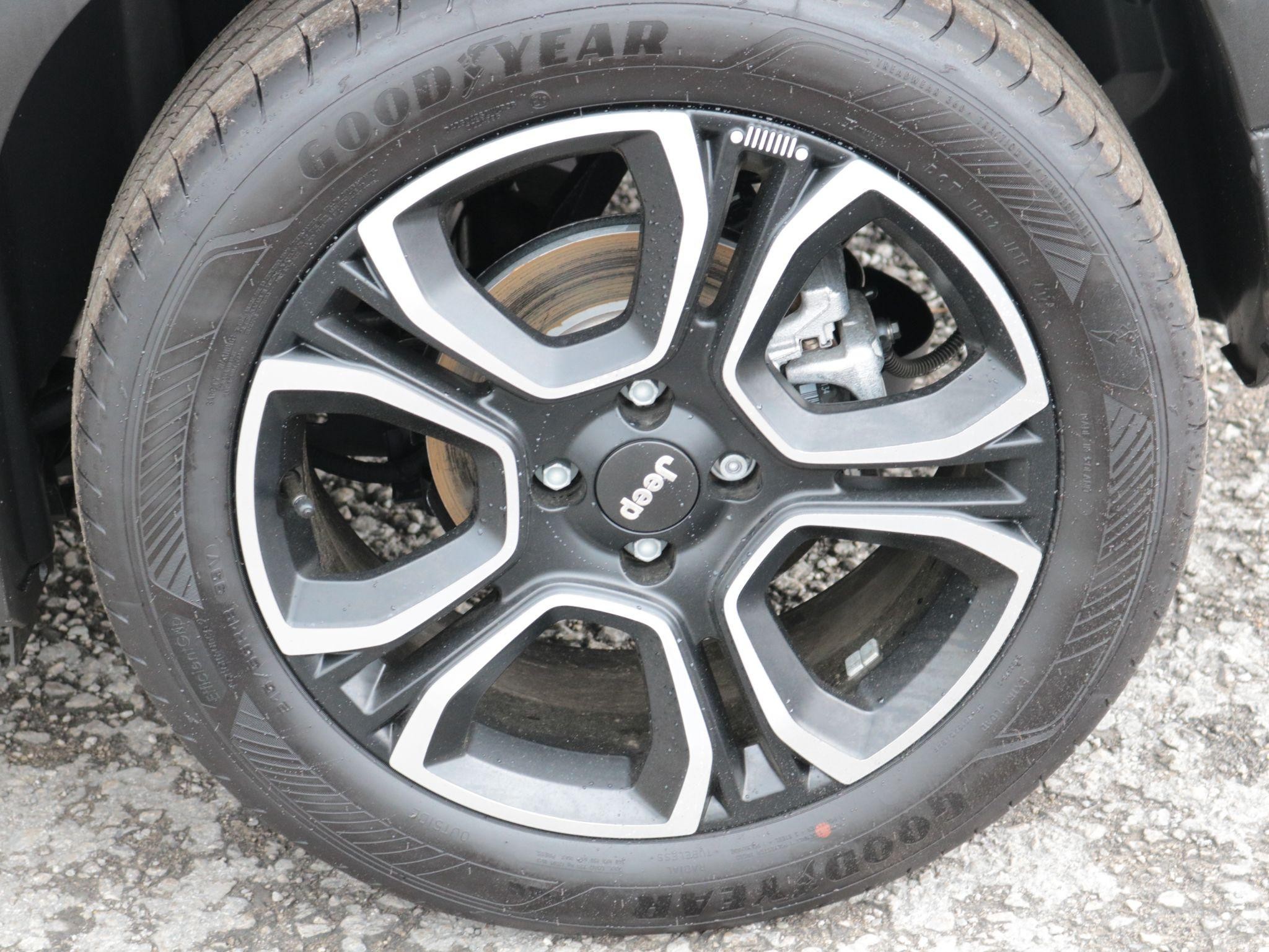 Jeep Avenger Image 11