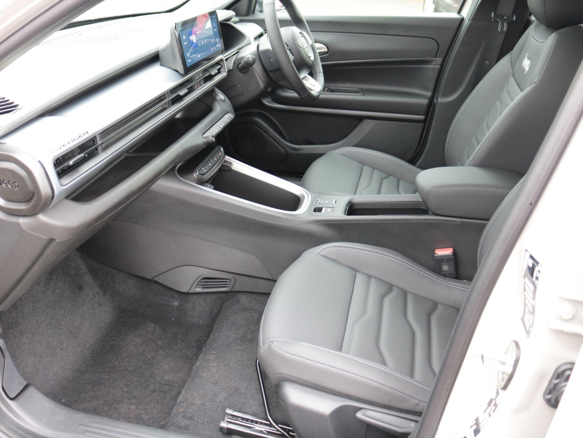 Jeep Avenger Image 17