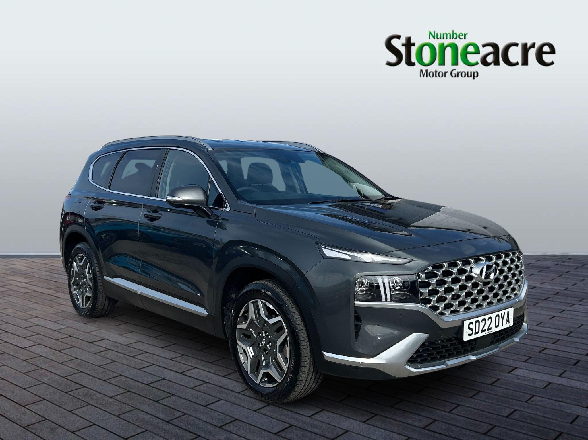 Hyundai SANTA FE Image 1