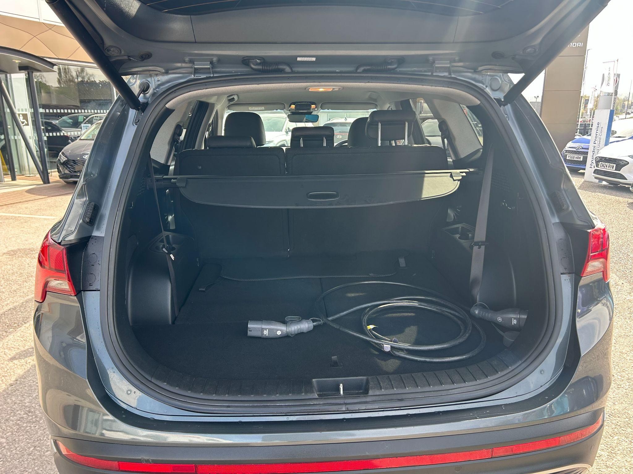 Hyundai SANTA FE Image 19