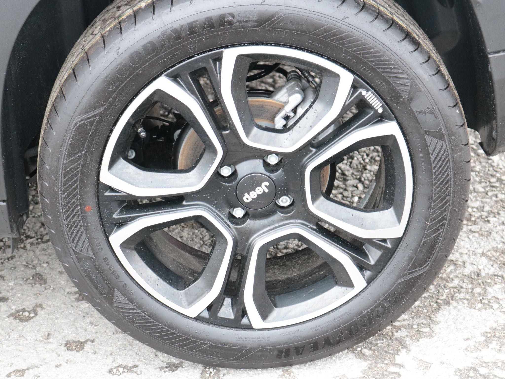 Jeep Avenger Image 9