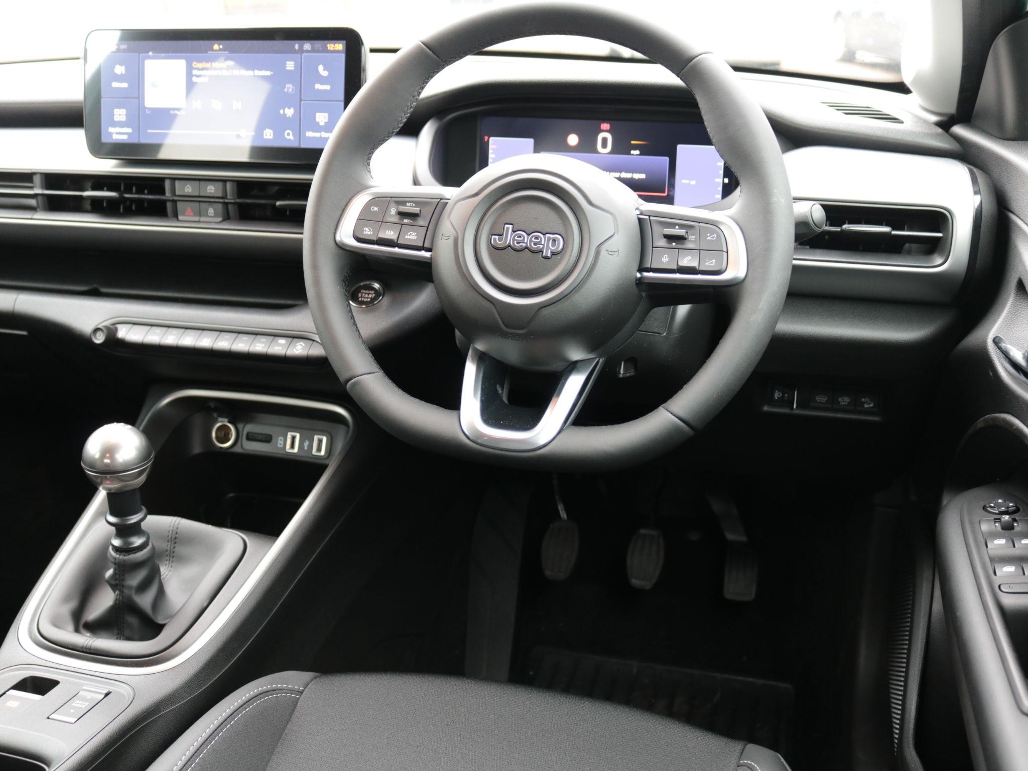 Jeep Avenger Image 13