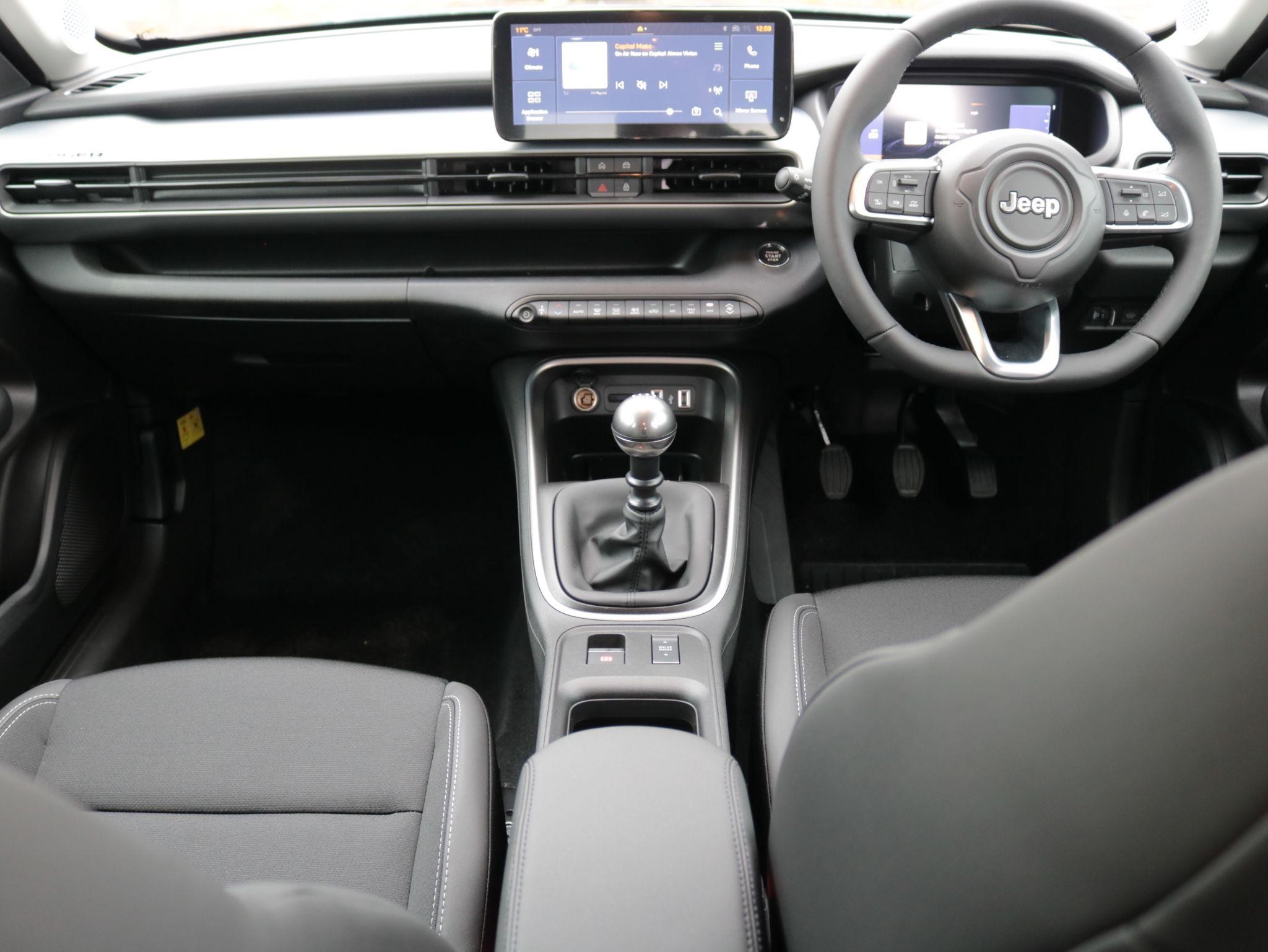 Jeep Avenger Image 14