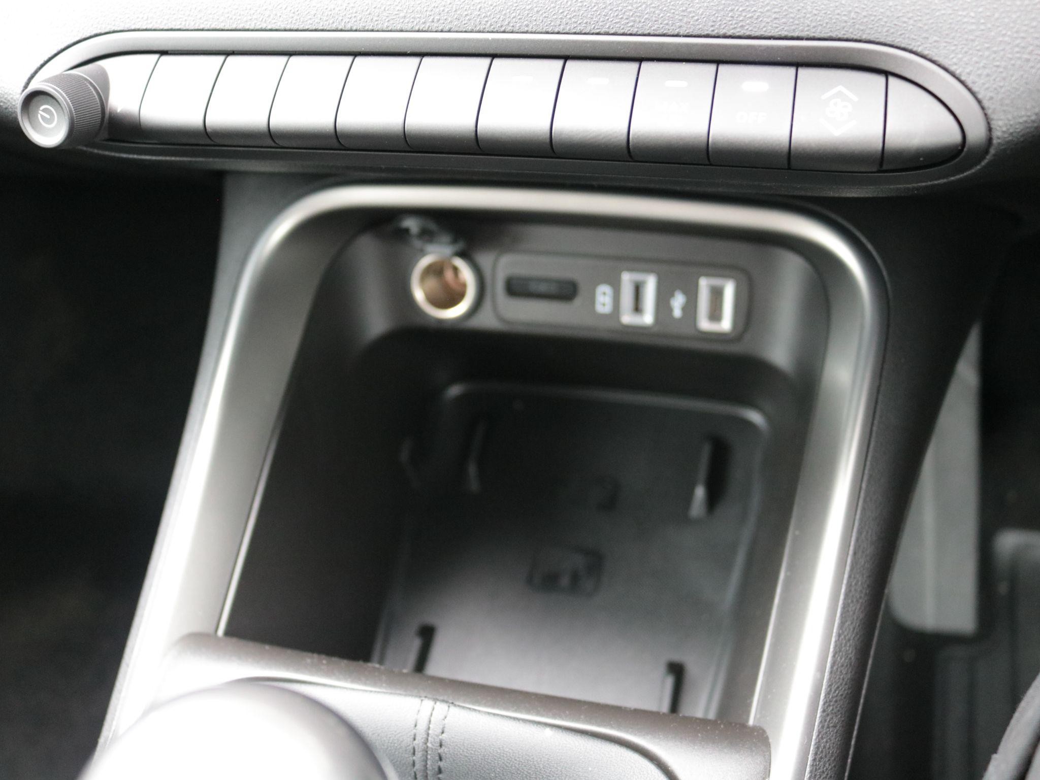 Jeep Avenger Image 22