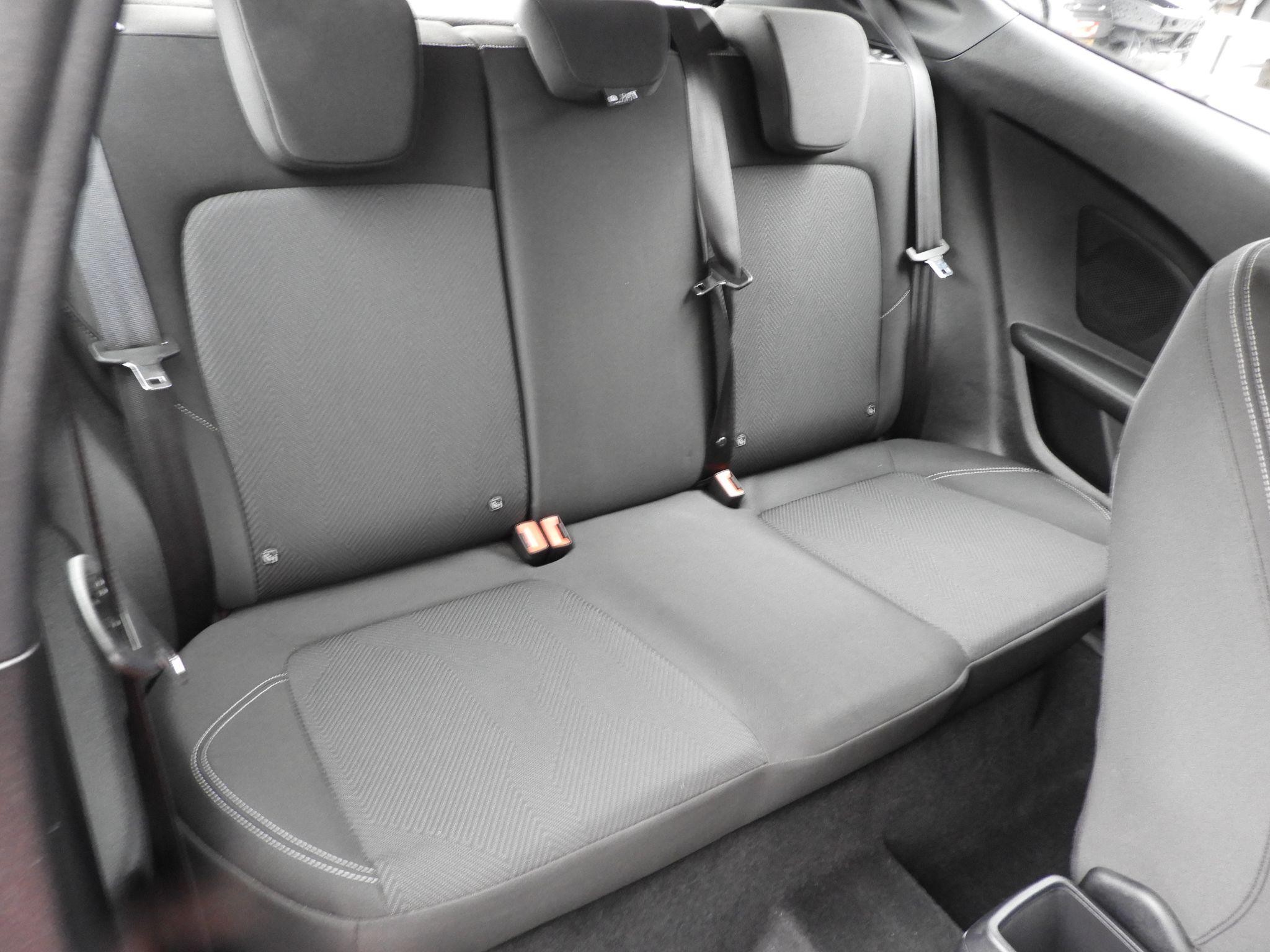 Ford Fiesta Image 11