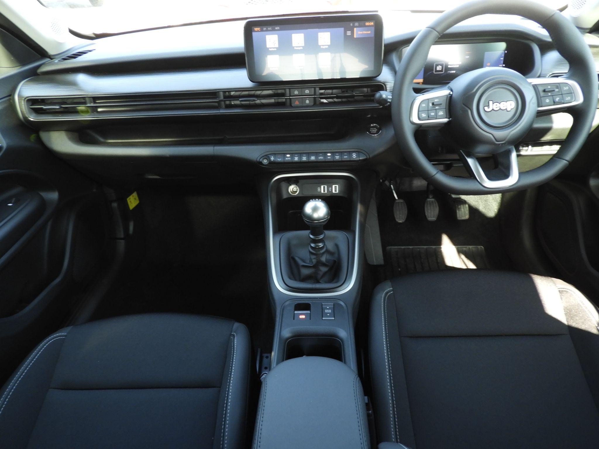Jeep Avenger Image 13