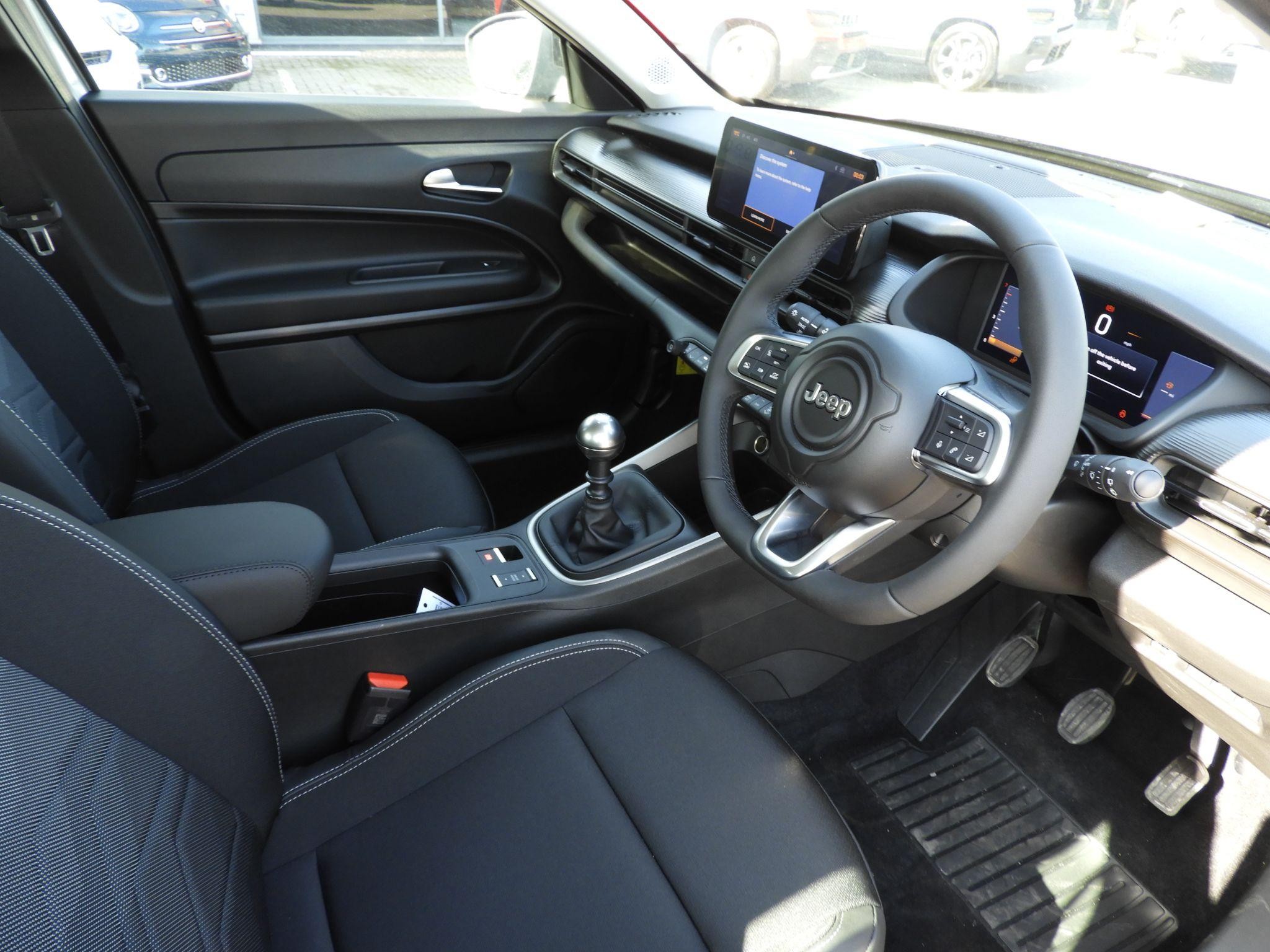 Jeep Avenger Image 23