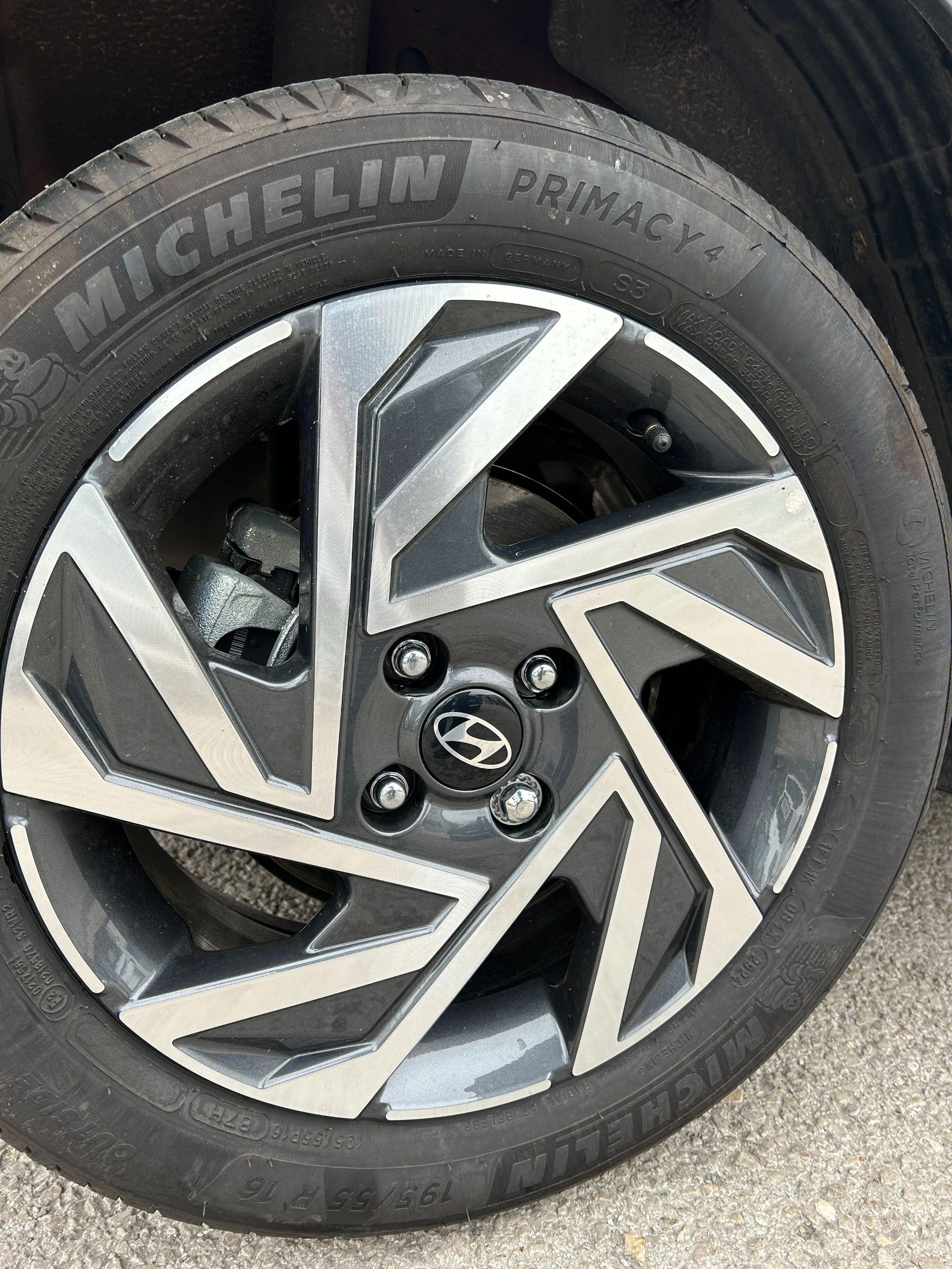 Hyundai BAYON Image 9