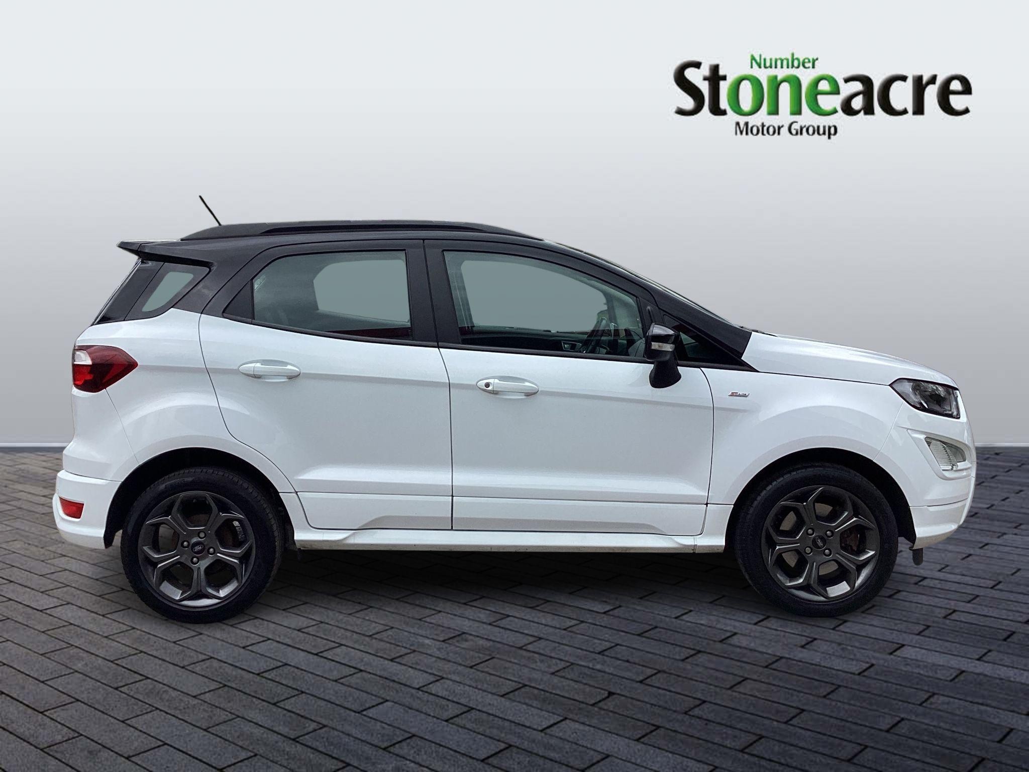 Ford EcoSport Image 2
