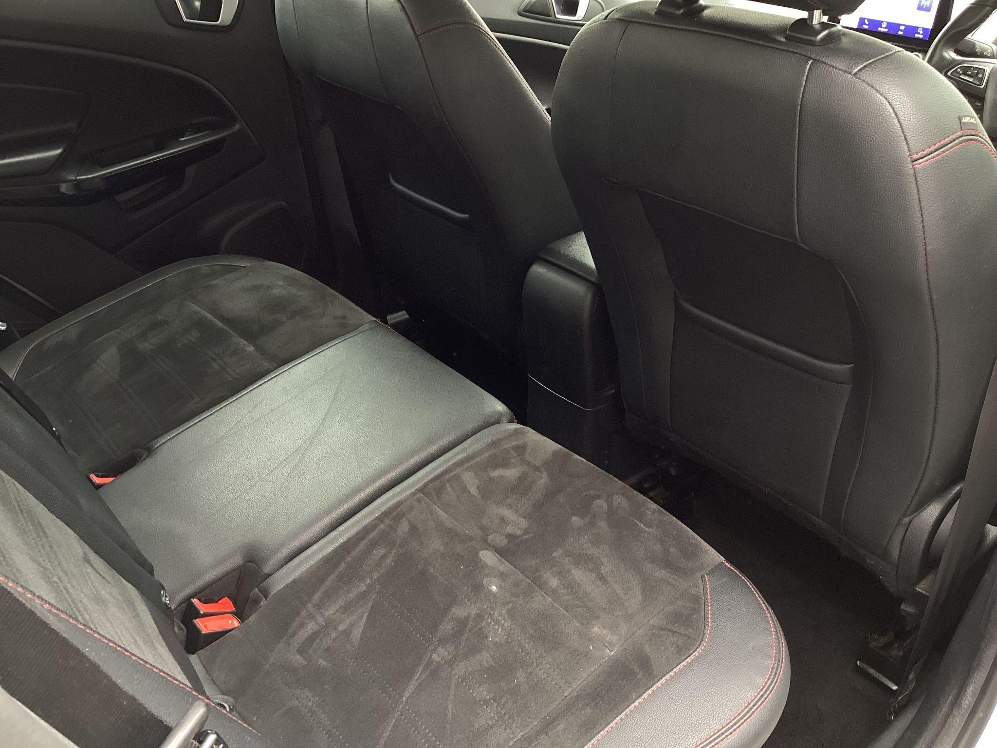 Ford EcoSport Image 13