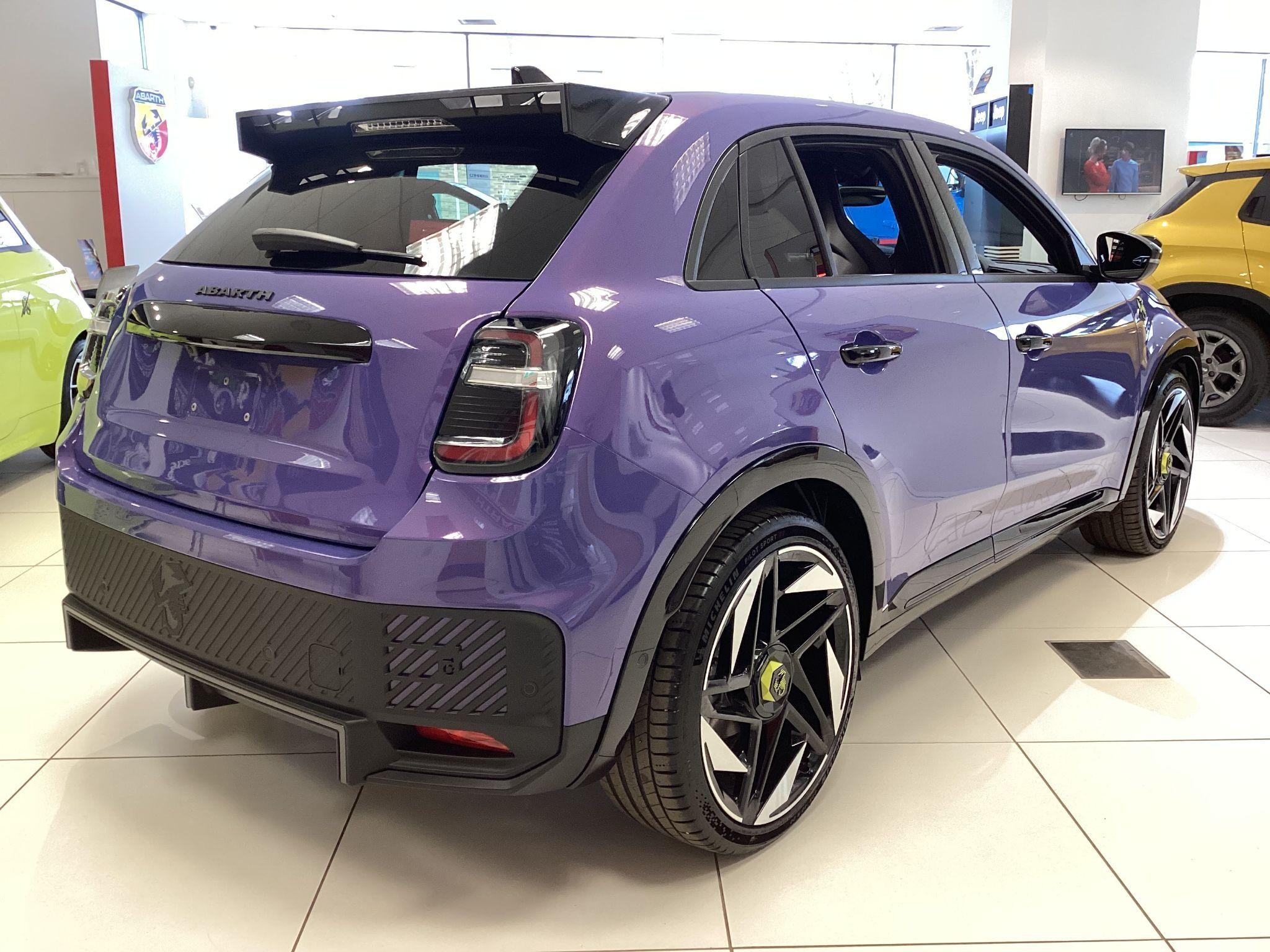 Abarth 600e Image 5