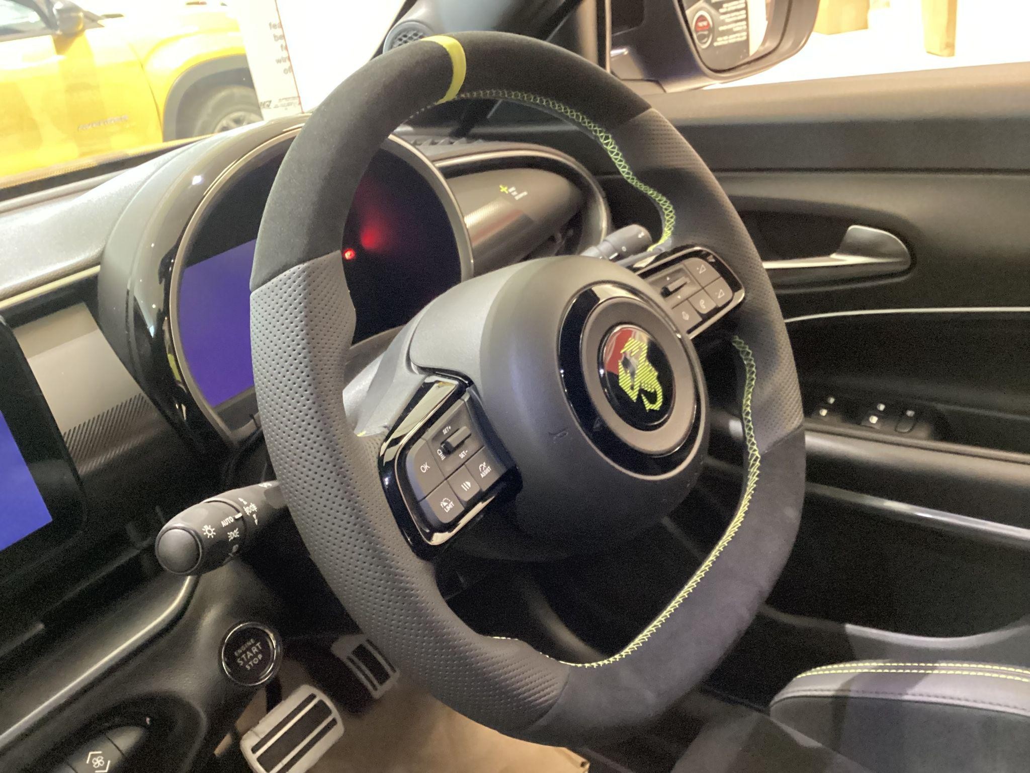 Abarth 600e Image 15