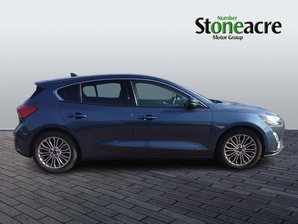 Ford Focus Image 2