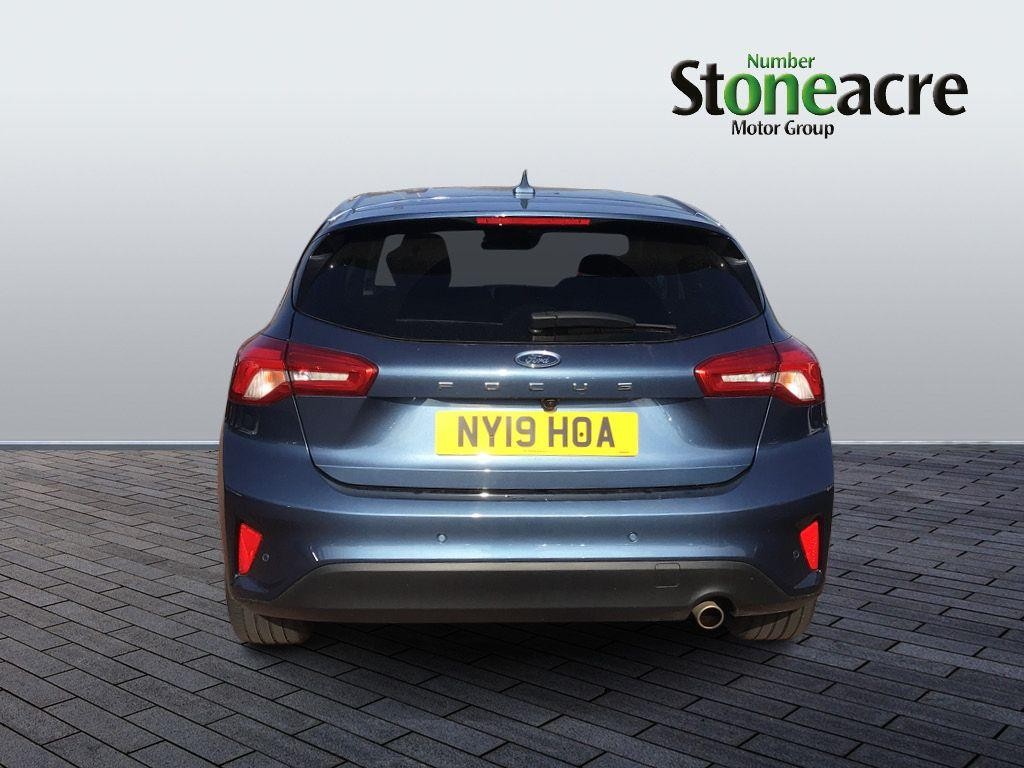 Ford Focus Image 4