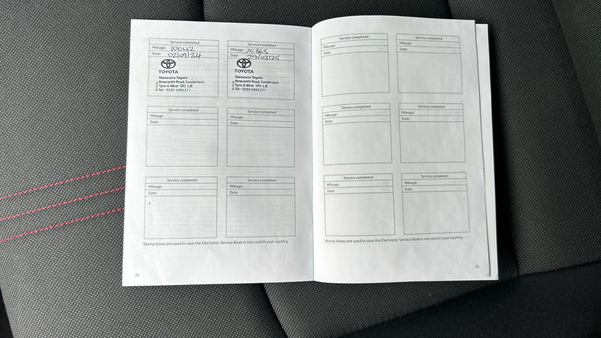 Toyota Yaris Image 23