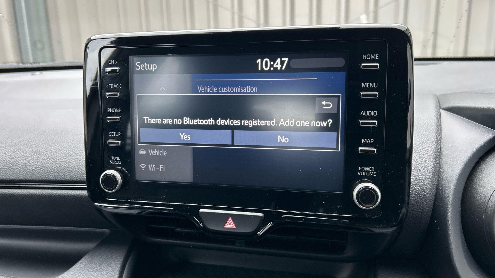 Toyota Yaris Image 24
