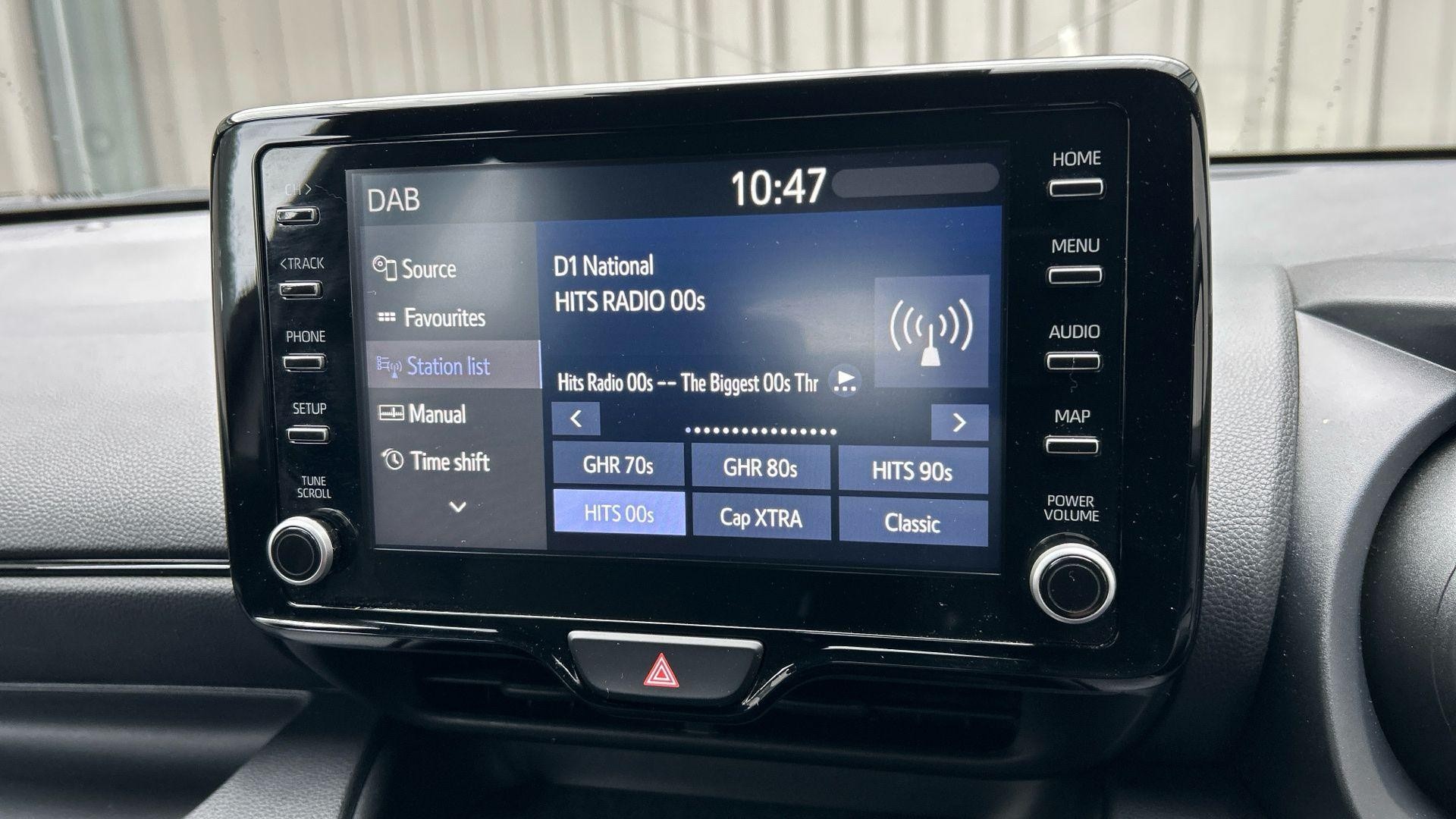 Toyota Yaris Image 25