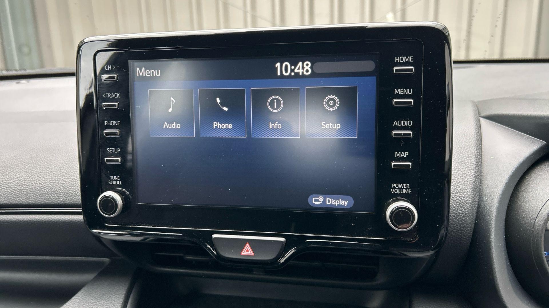 Toyota Yaris Image 28