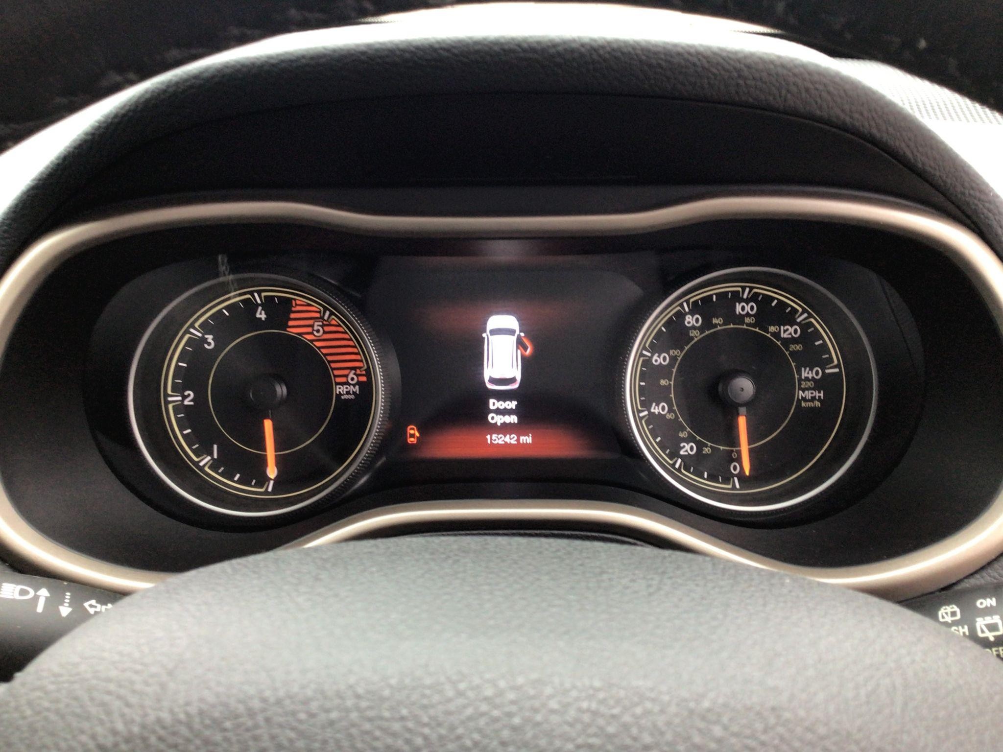 Jeep Cherokee Image 15