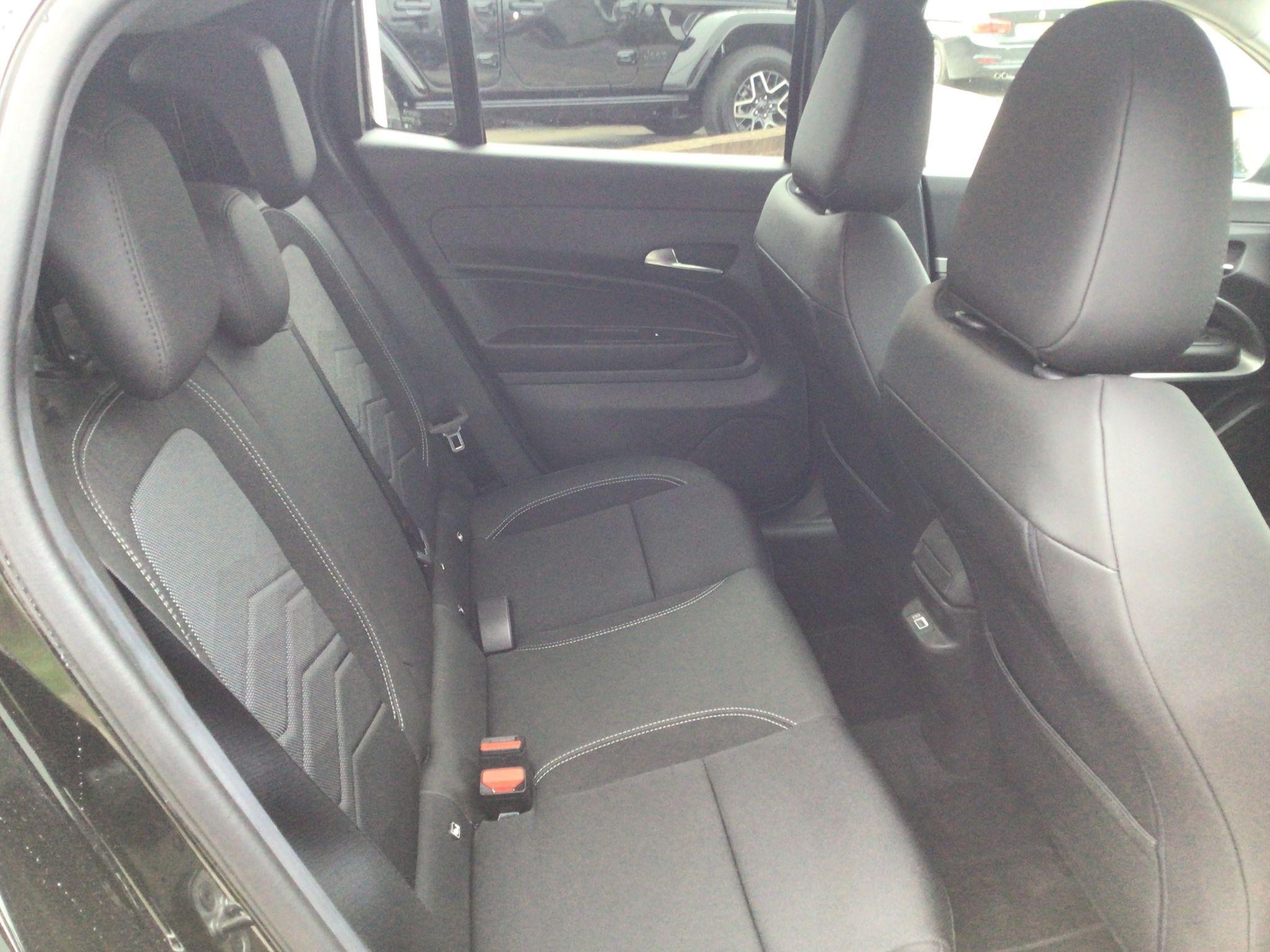 Jeep Avenger Image 11