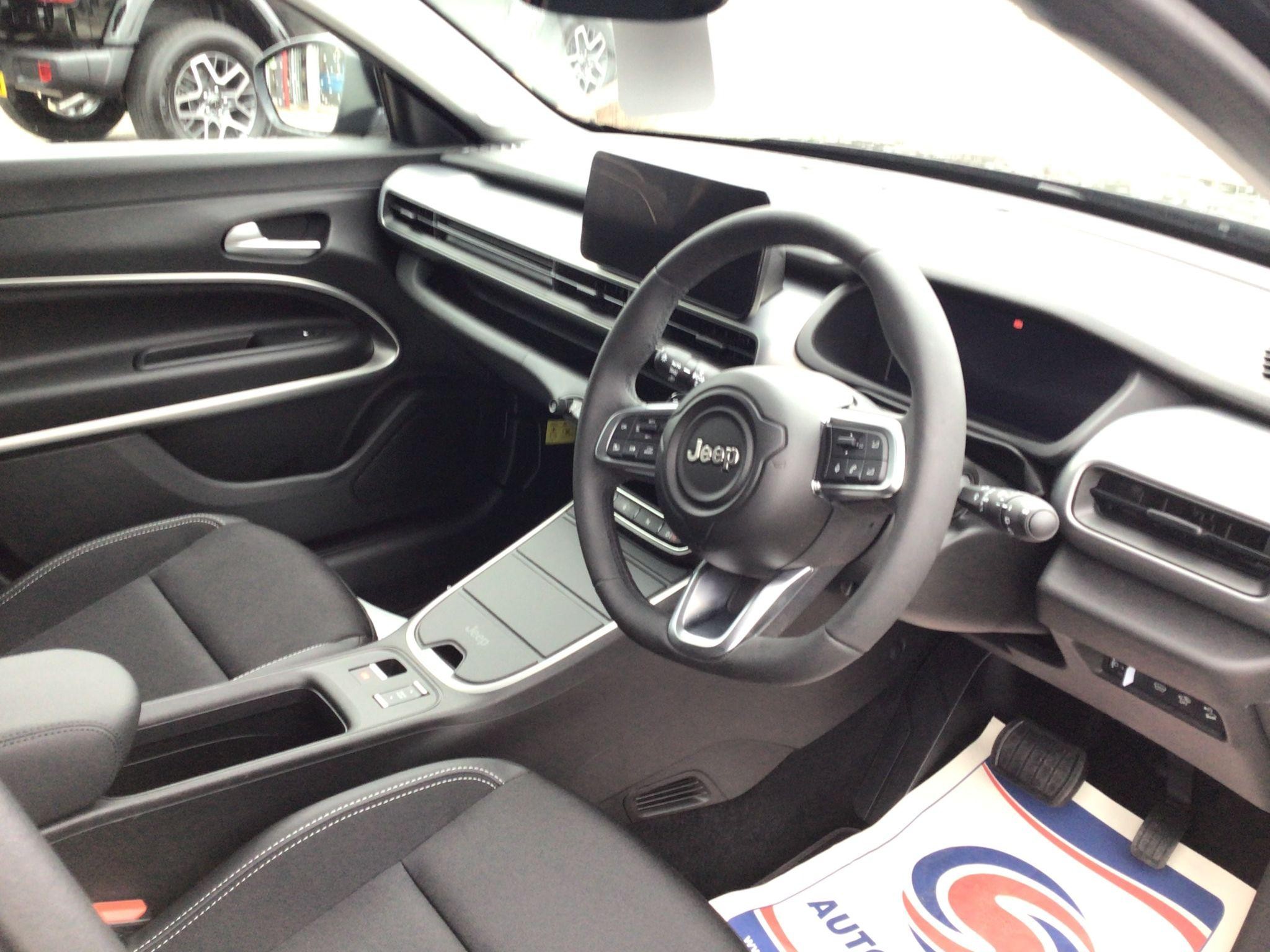 Jeep Avenger Image 10