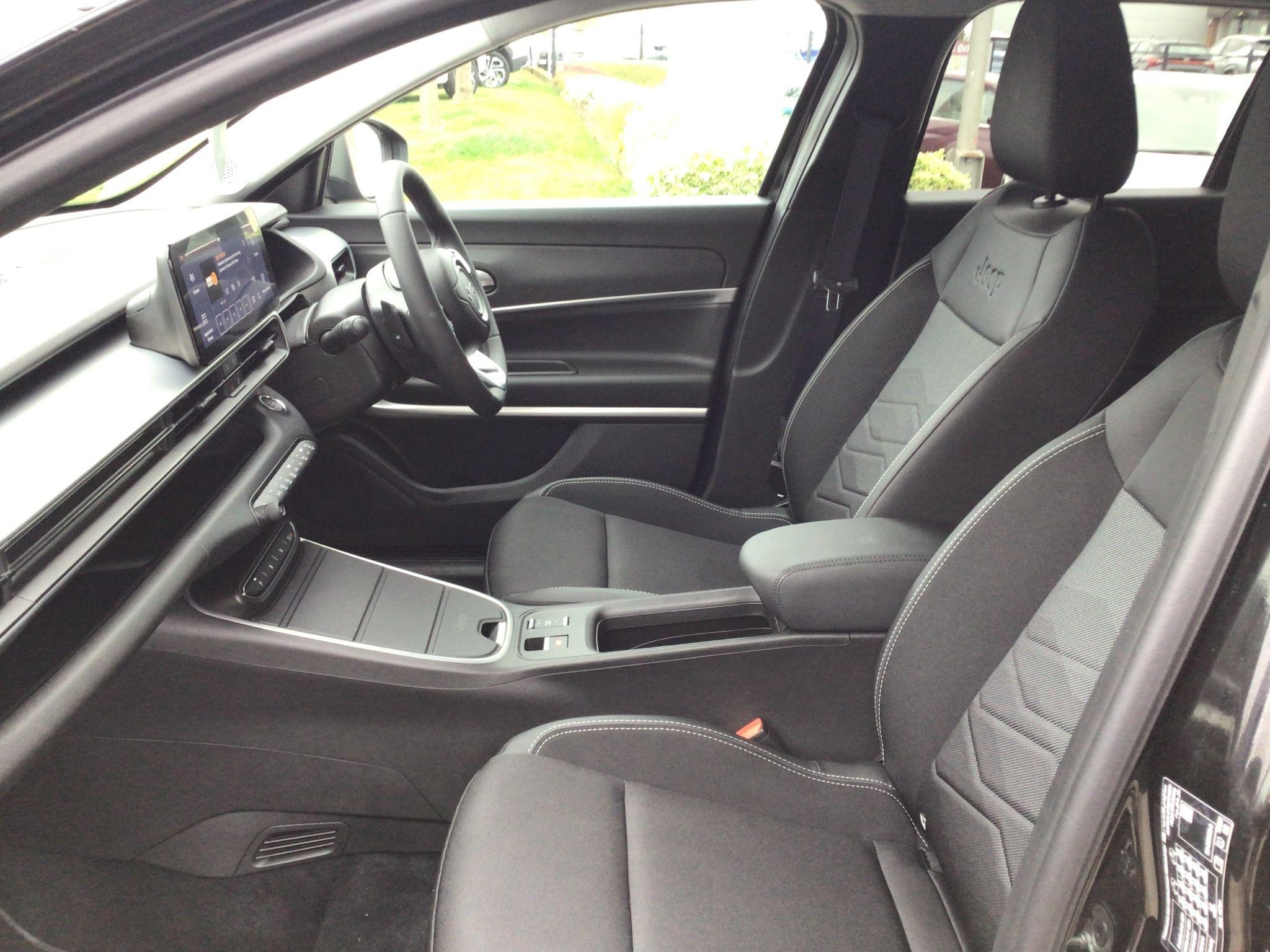 Jeep Avenger Image 14