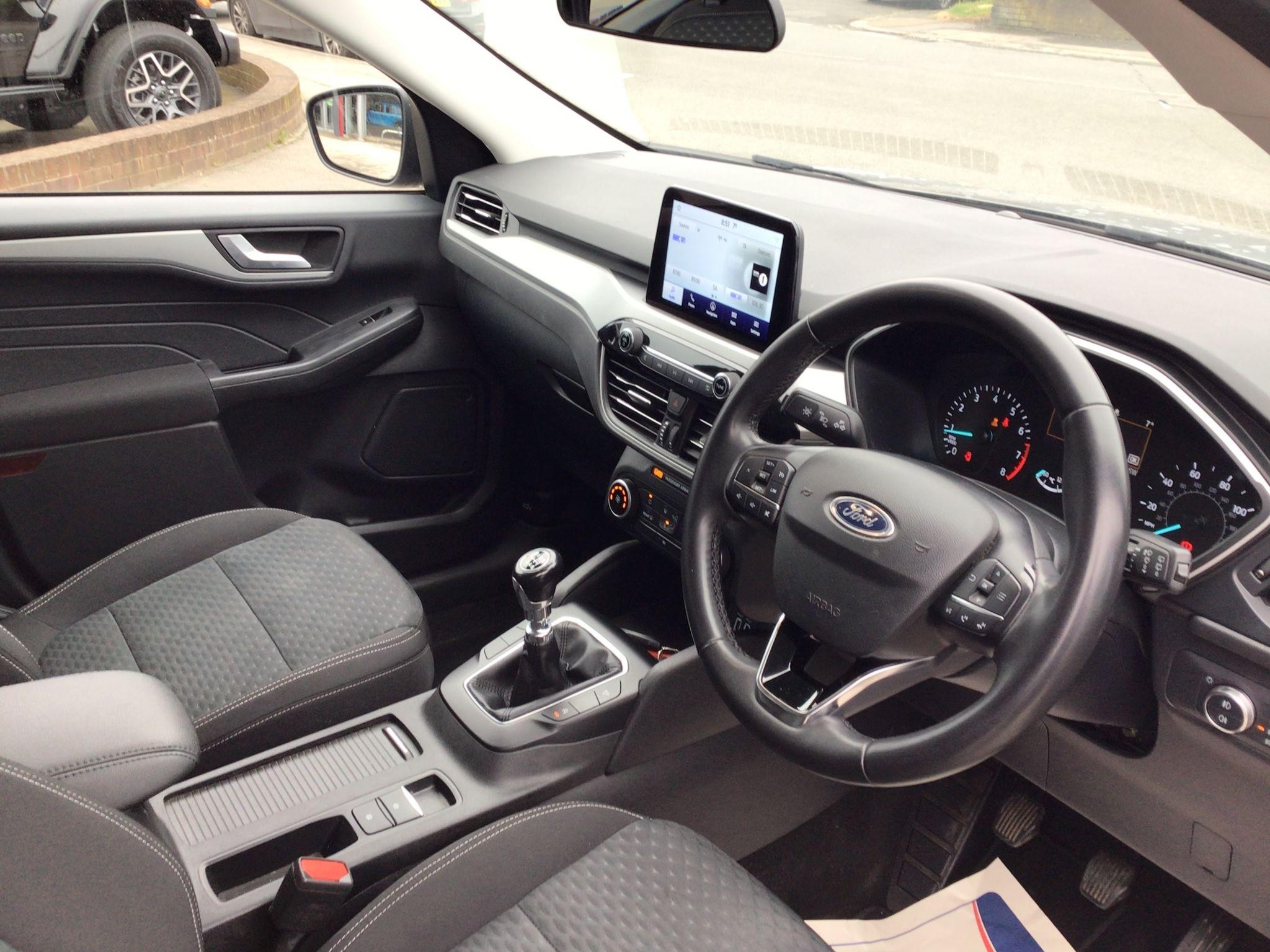 Ford Kuga Image 10