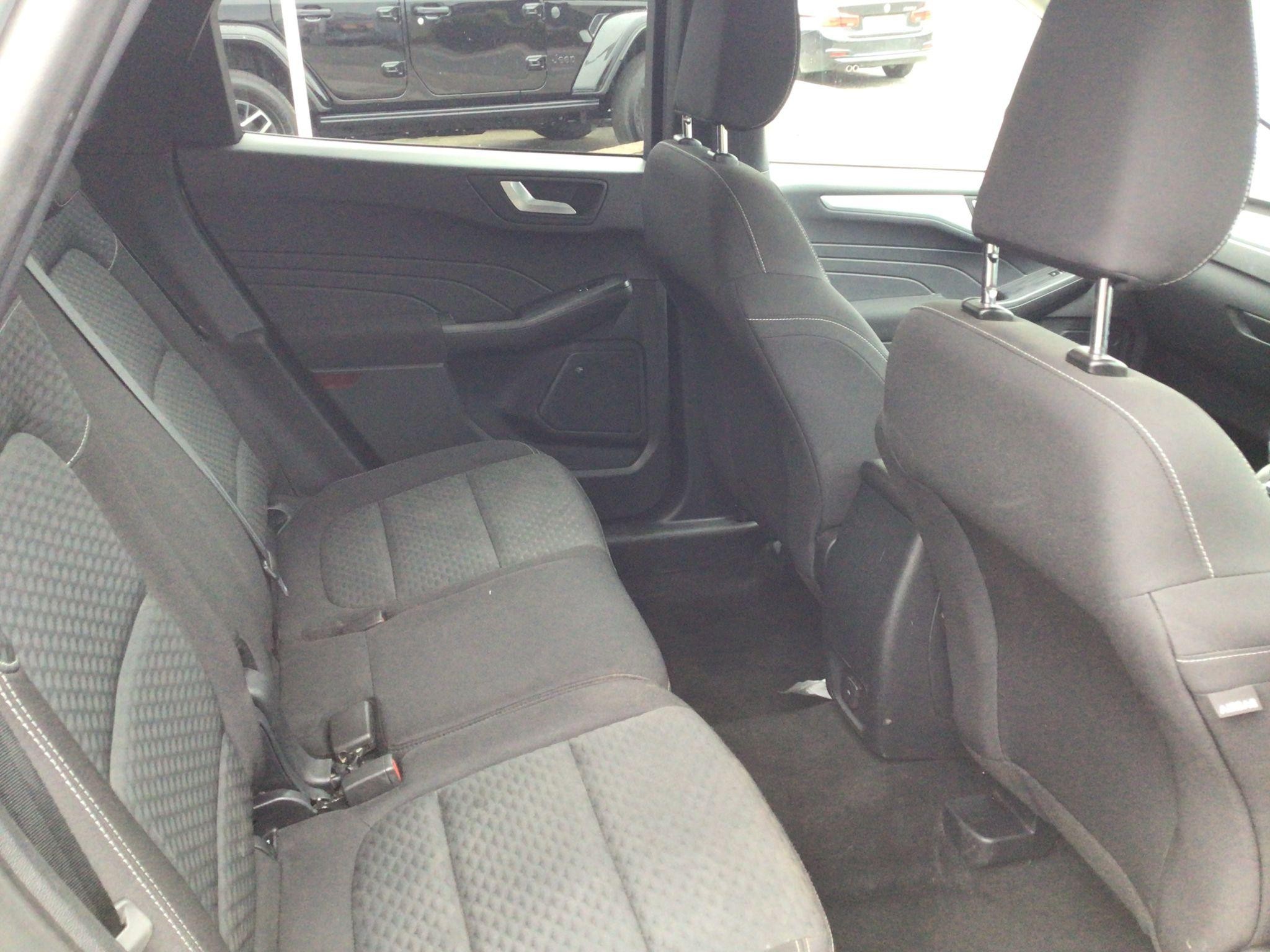 Ford Kuga Image 11