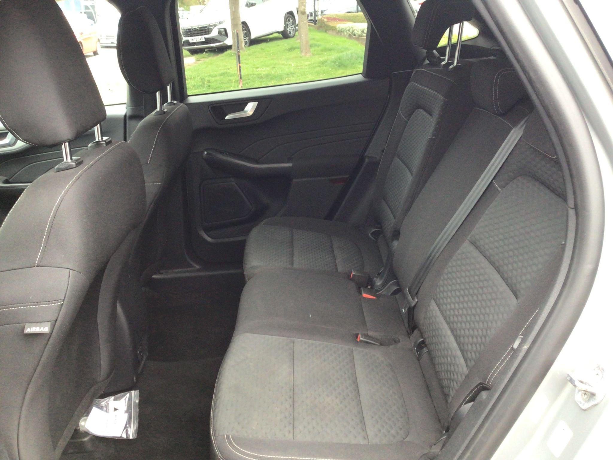 Ford Kuga Image 13