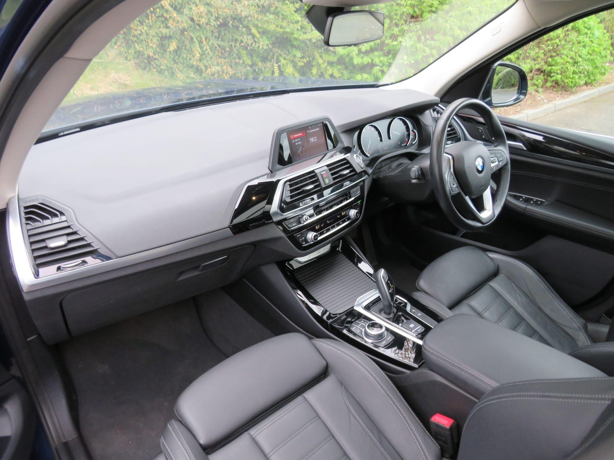 BMW X3 Image 14