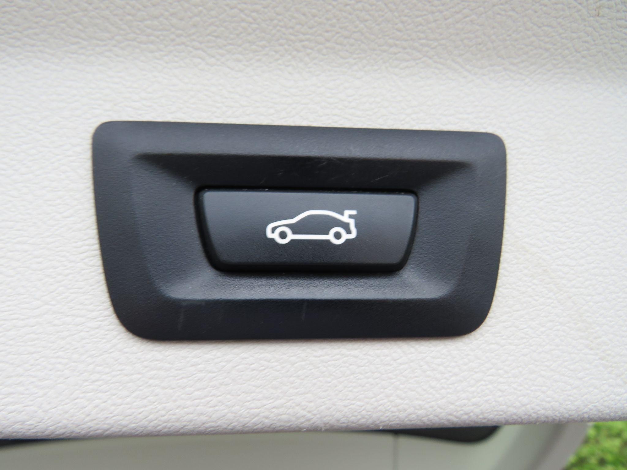 BMW X3 Image 25