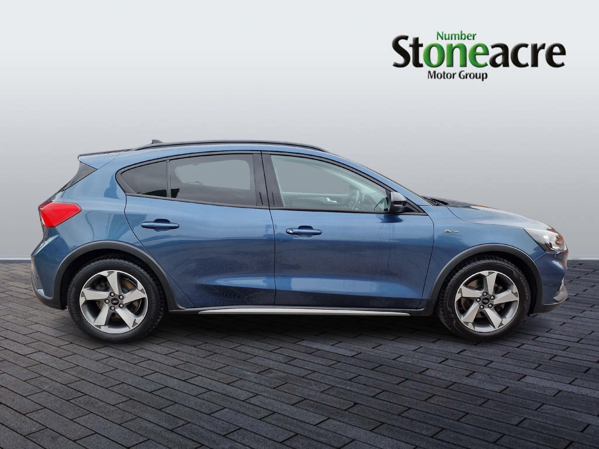 Ford Focus Image 2