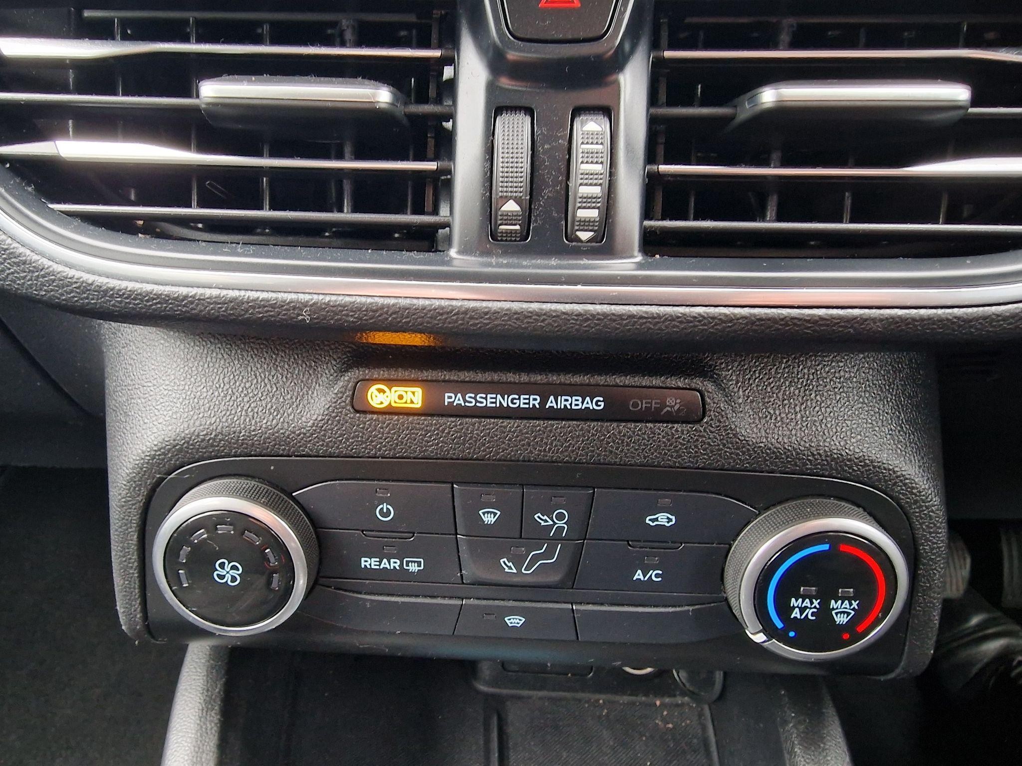 Ford Focus Image 23