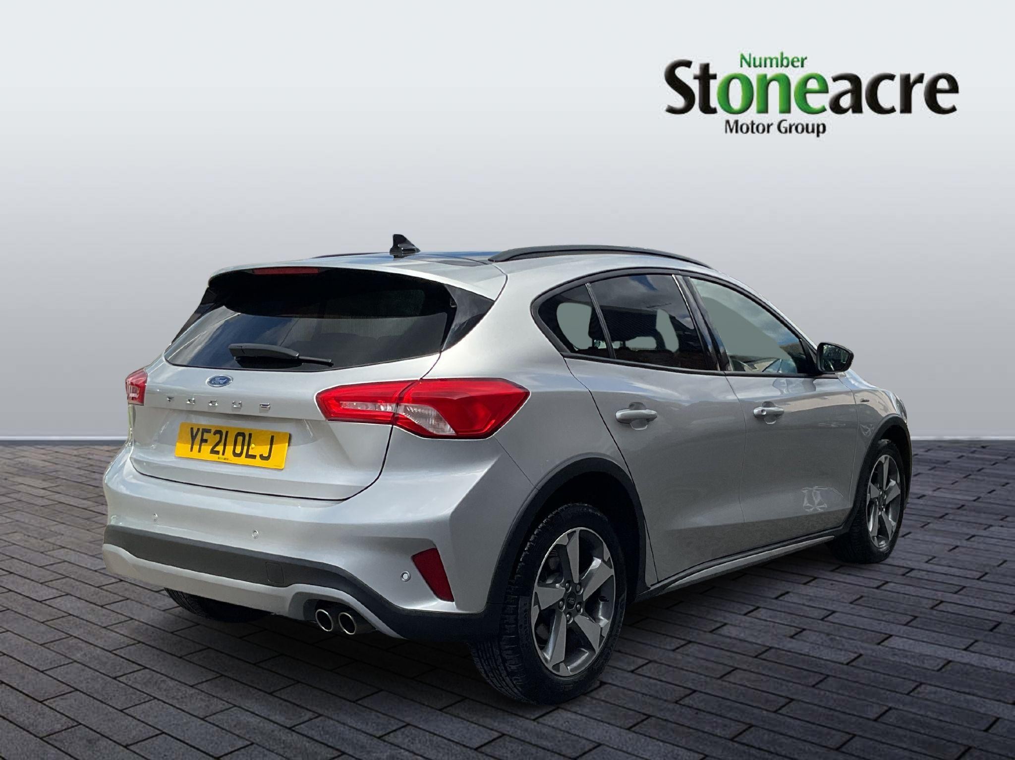 Ford Focus Image 8