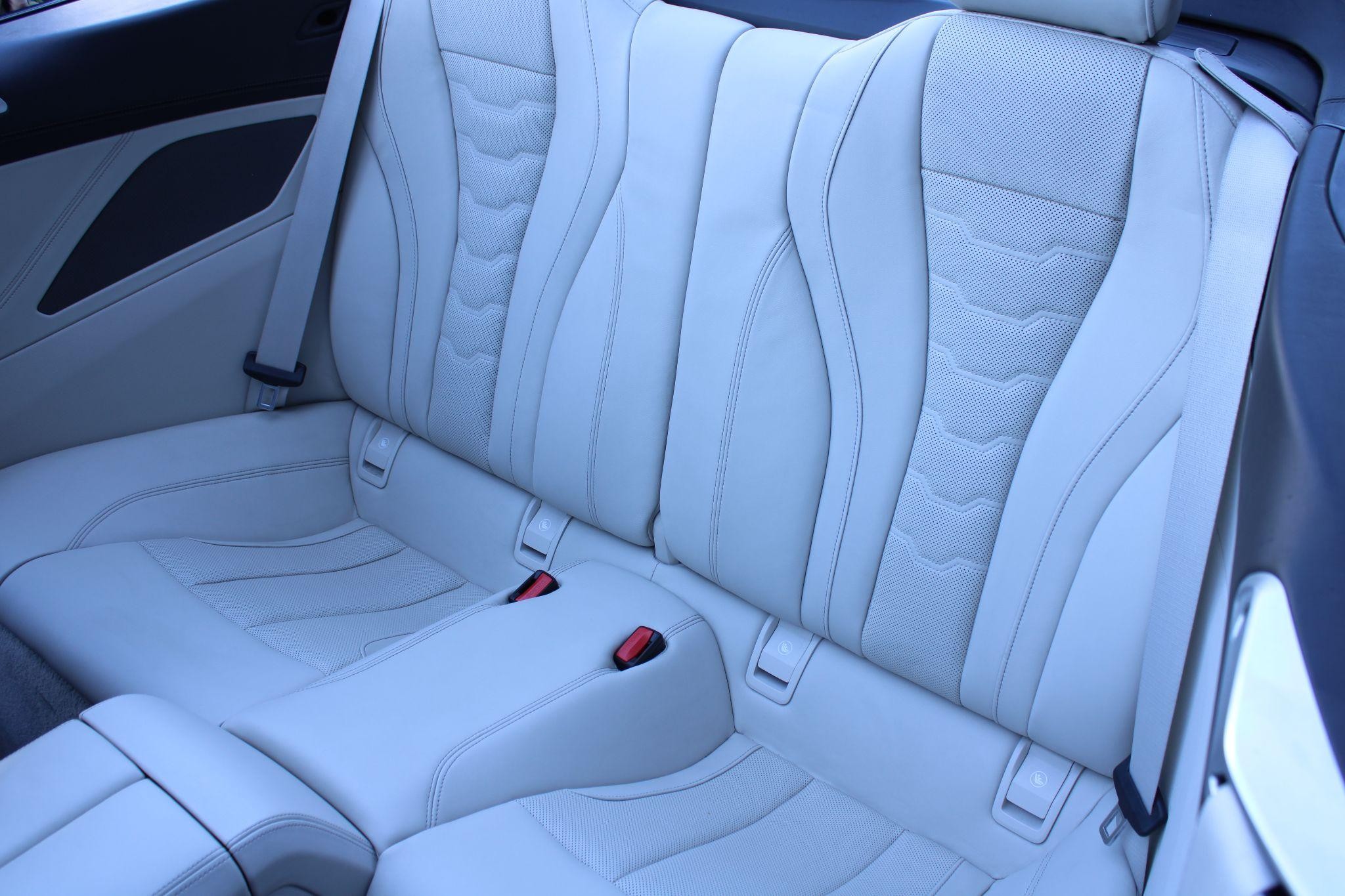 BMW 8 Series Convertible Image 17