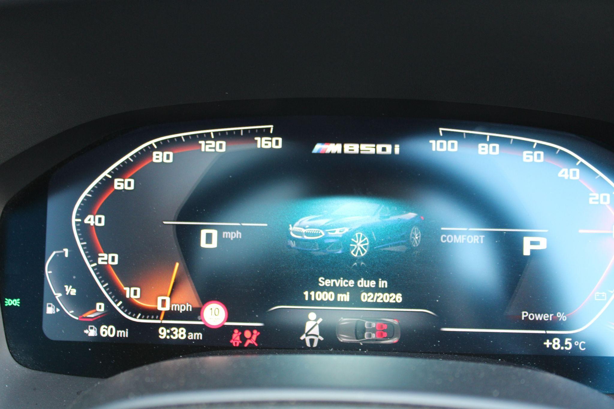 BMW 8 Series Convertible Image 29