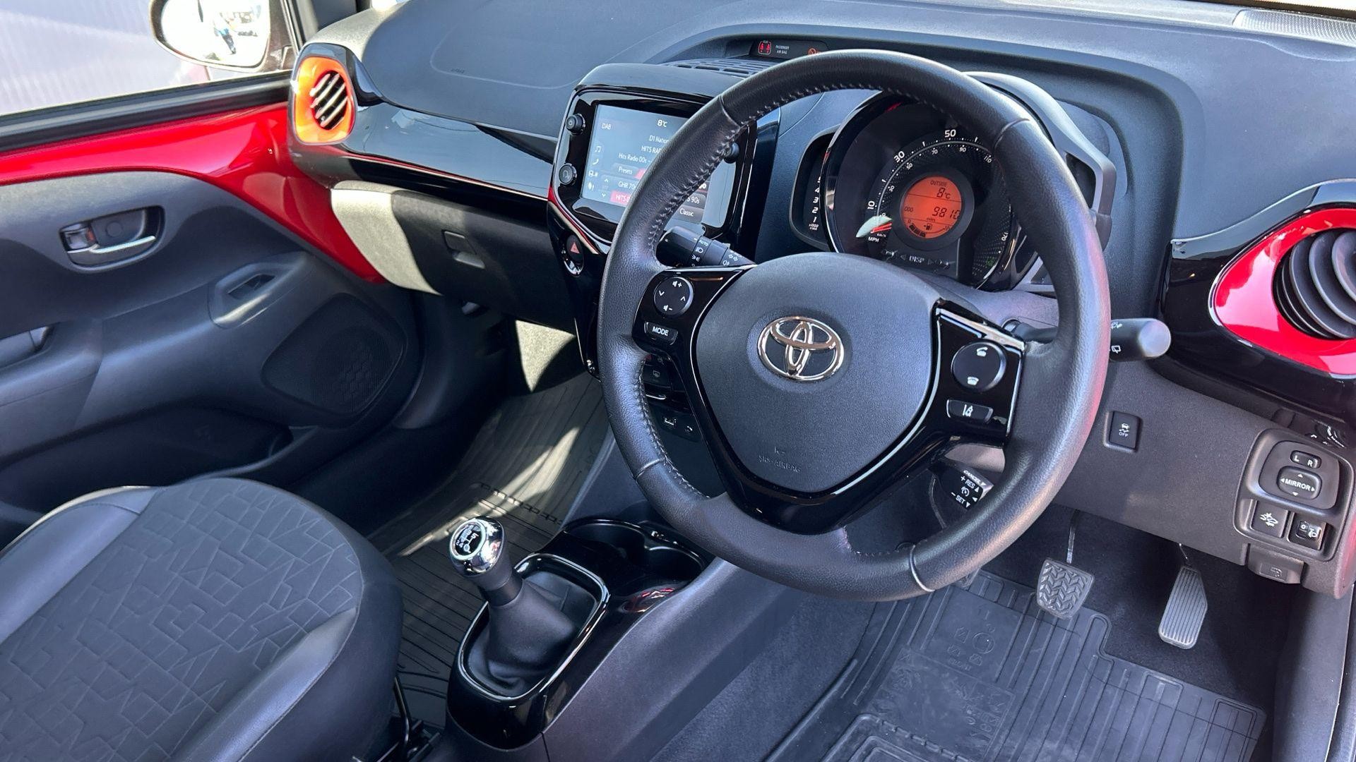 Toyota Aygo Image 12