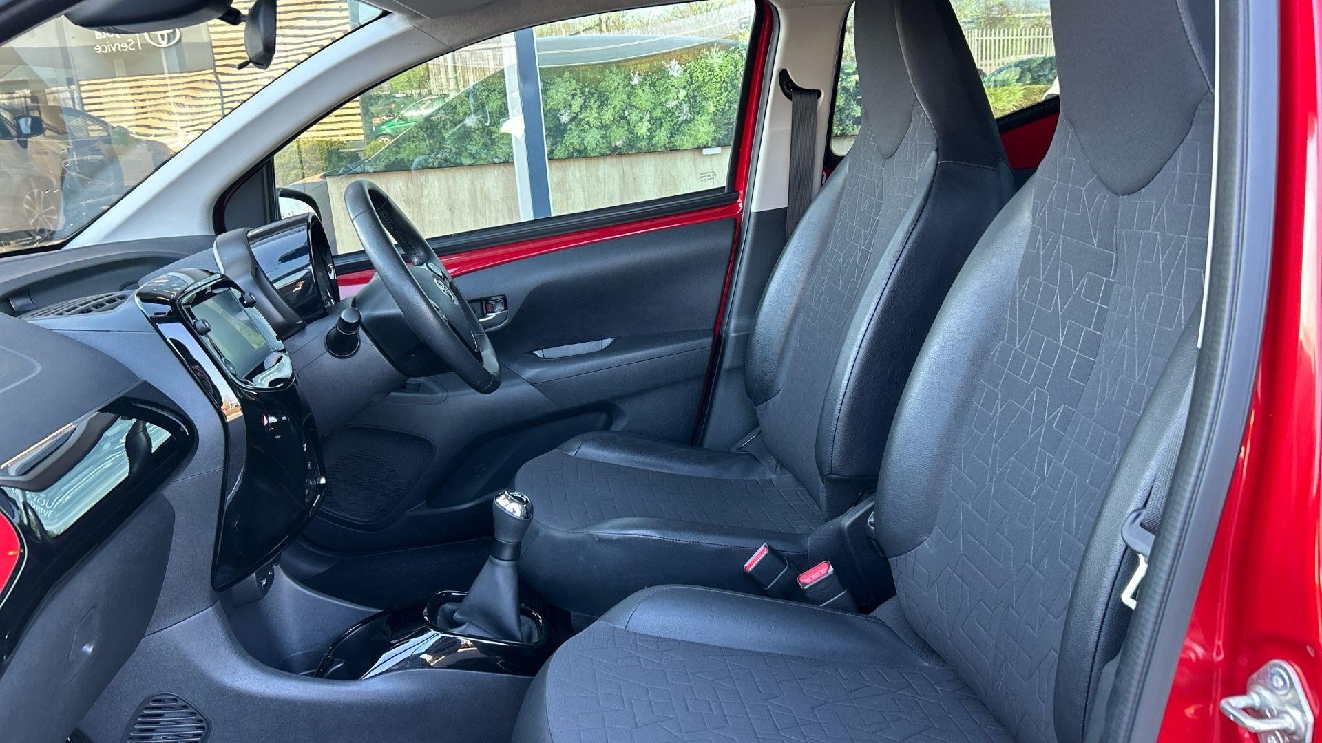 Toyota Aygo Image 16