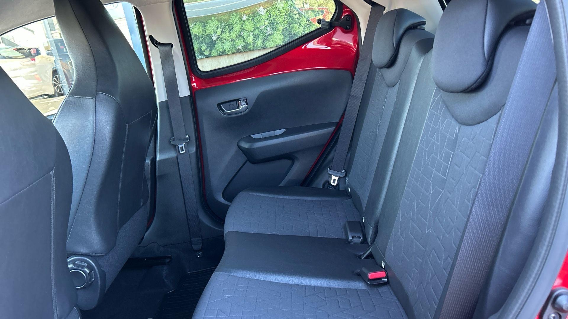 Toyota Aygo Image 19
