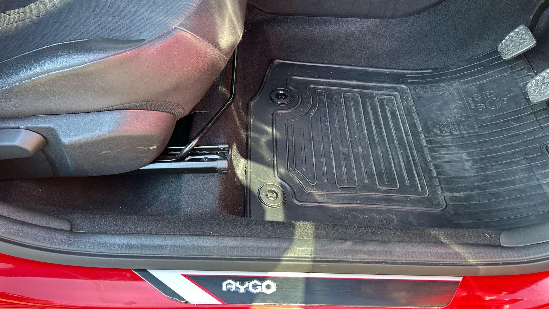 Toyota Aygo Image 40