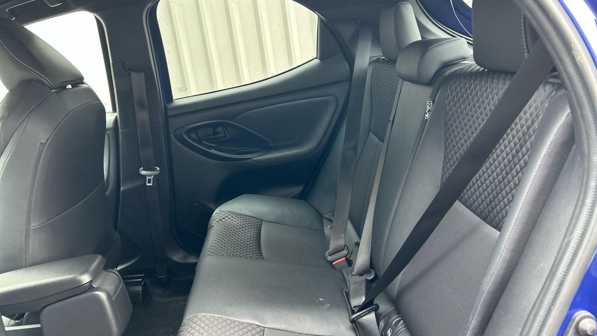 Toyota Yaris Image 19
