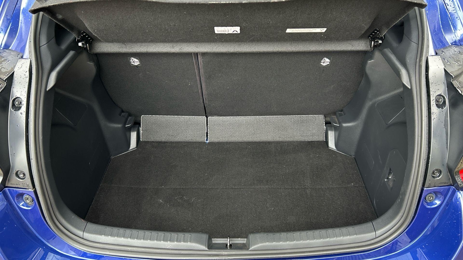 Toyota Yaris Image 20