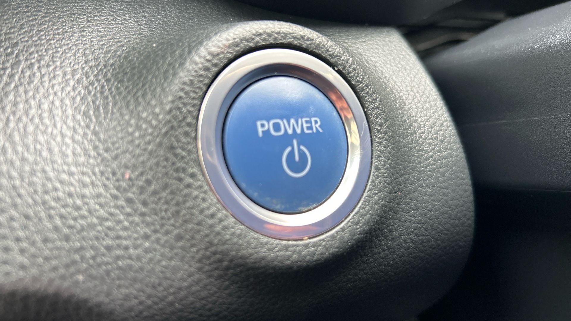 Toyota Yaris Image 35